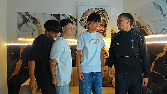 HouseofwarriosのライブXXXチャット