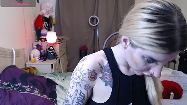 BLACKPeonyy Chat XXX in diretta