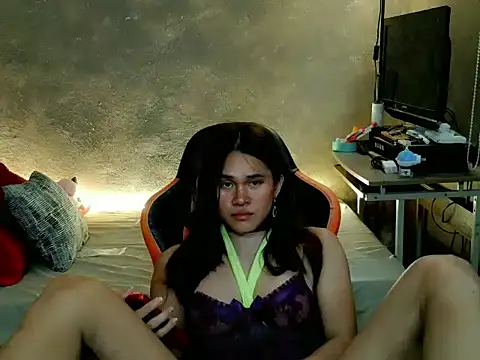 YllanaAltheaXxX live XXX chat