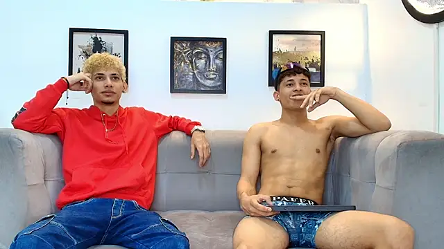 YOUNG_BOYS_HELL 即時 XXX 聊天