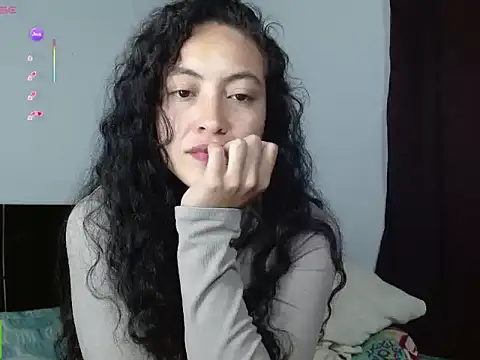 Chat XXX ao vivo de Amitlu_