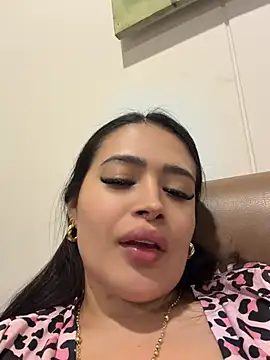 Sara_fun webcam show