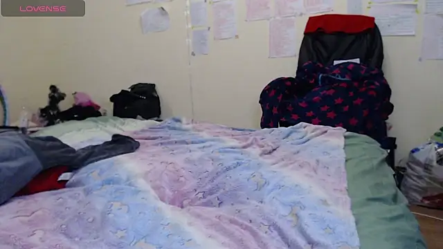 צ'אט XXX בשידור חי של BLACKPeonyy