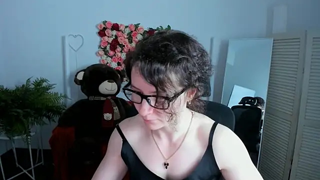 AureliaGleam 即時 XXX 聊天