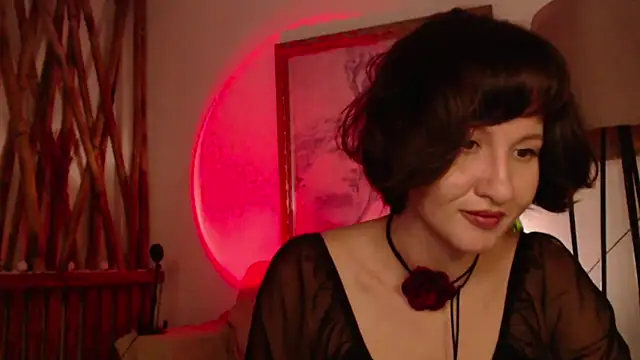 wanderwhitch Show in webcam