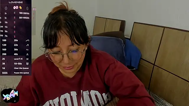 XXX chat uživo modela ella_harry