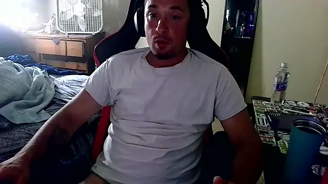 YoBleez live XXX chat