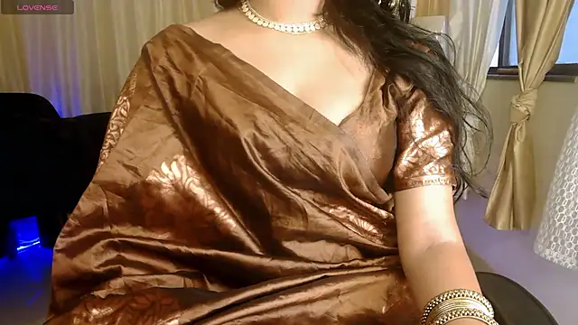 Chat XXX en directo de apsara_tanu