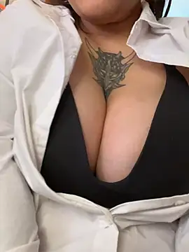 miacanela_xo Live XXX Chat