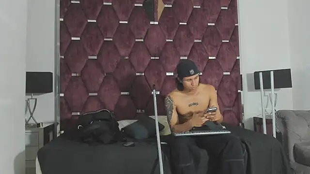 TonyBenedettin Webbikameraesitys