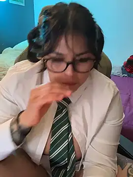 Czat XXX na żywo – miacanela_xo