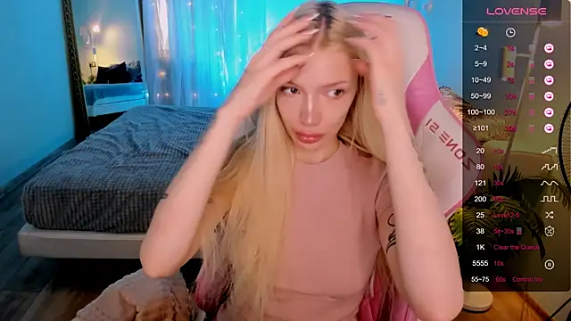 AnyaTaylor_ live XXX chat