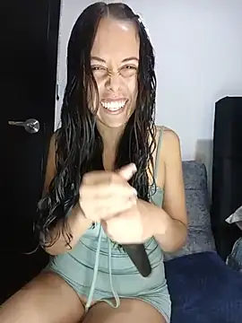 Онлайн чат XXX MiaForever1