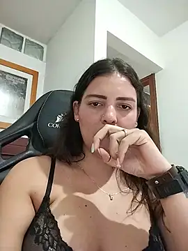 צ'אט XXX בשידור חי של Mia_Hampton