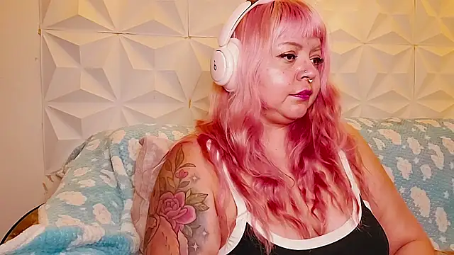 Satyn_doll webkamerás műsora