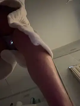 F3ckd0lllucy Live XXX-Chat
