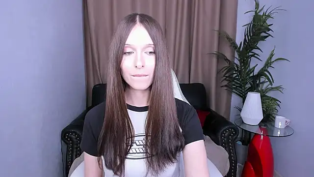 dark_k1tty's Live XXX Chat