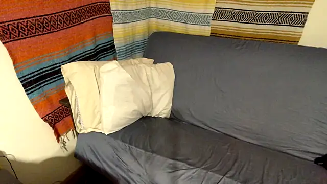 CosmicCrow's Webcam Show