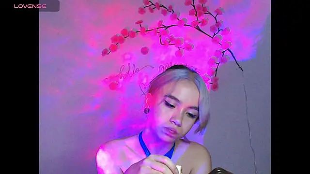 Živá chatovací místnost sweet_molly420