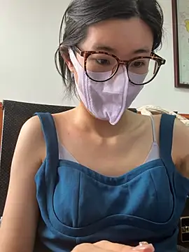 Lulu125216 Pertunjukan Webcam