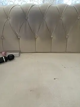 queenofthenight777 XXX чат на живо