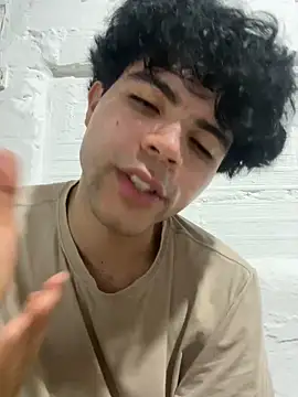 Chat XXX ao vivo de Axel-Mejia