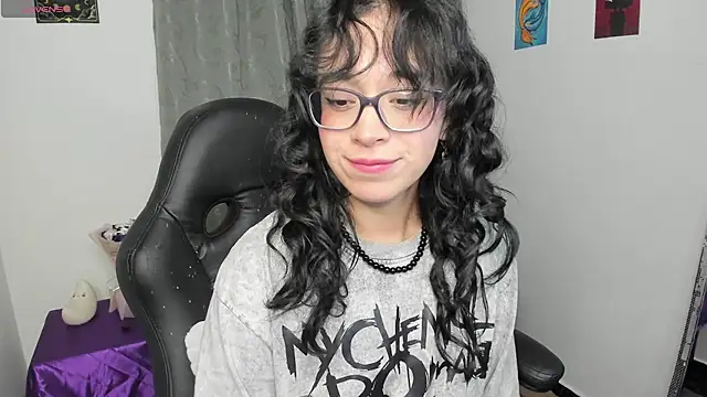 Онлайн чат XXX indra_cam