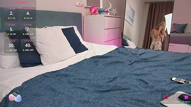 Maria_Stellarr Show in webcam