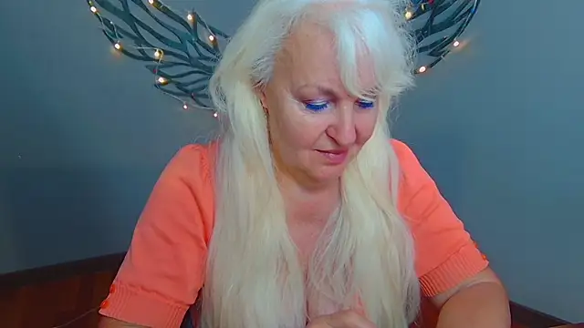 Chat XXX en directo de BlondyLeeBest