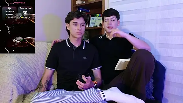 tightncuteass 라이브 XXX 채팅