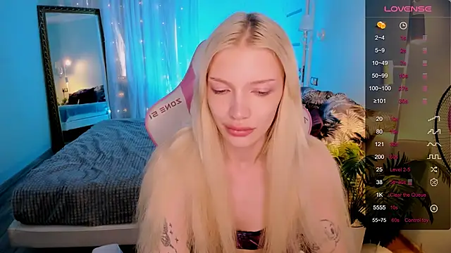 צ'אט XXX בשידור חי של AnyaTaylor_