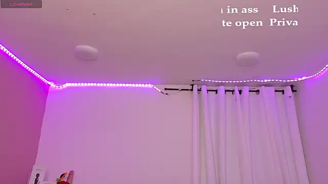Živý XXX chat Sachi_Meow