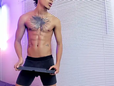 kai_storm77's Live XXX Chat