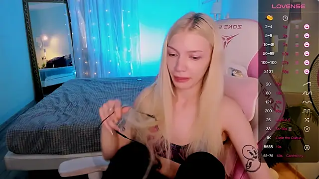 Show webcam de AnyaTaylor_