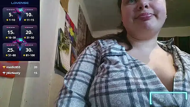 Cora_Maro élő XXX-chatje