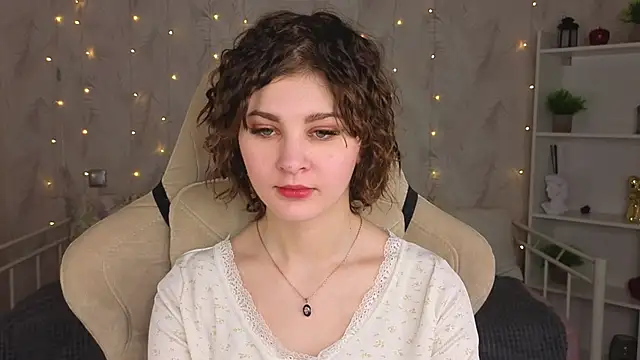 Živý XXX chat Kira__Fluffy
