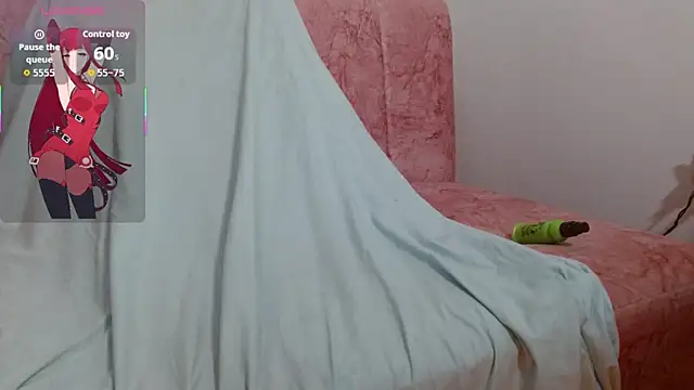 Caticatrina Adlı Modelin Canlı XXX Sohbeti