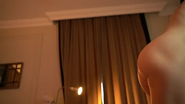 Your_NicolettのライブXXXチャット