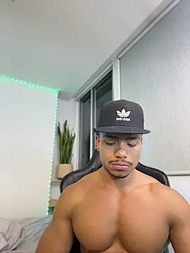 XXX chat uživo modela XavierColeman