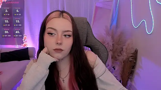 Chat +18 de CoraMiel ao vivo