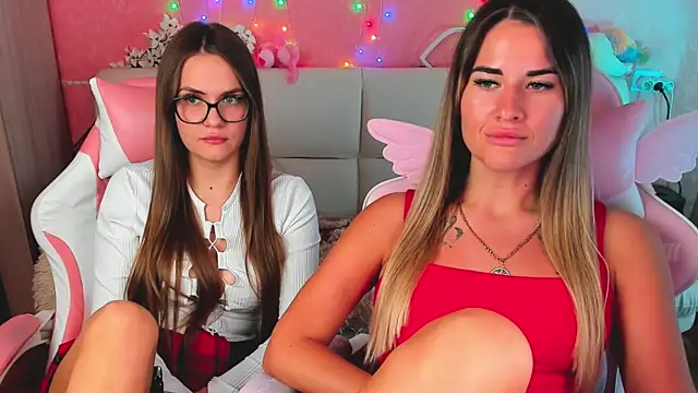Онлайн чат XXX hotty_girls_here