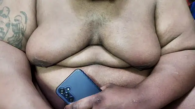 cloudychub91's Live XXX Chat