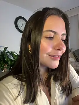 sukhakunis1 Show Webcam