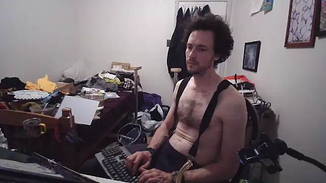 JohnnyMoves webkamerás műsora