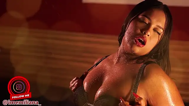 soyemi's Live XXX Chat