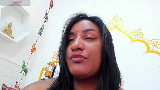 LadyNahir 现场XXX聊天
