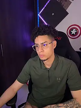 bigryann23's Webcam Show