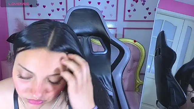 Živý XXX chat lia_harper_t
