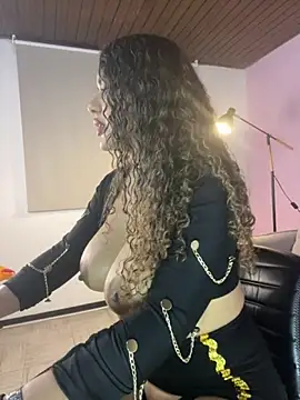 Chat XXX en directo de TianaRios_Pink