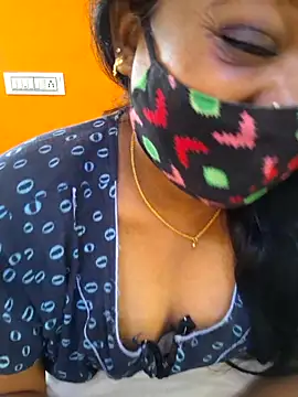 kanikasreen Live XXX chat